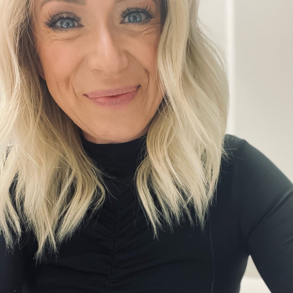 Meet your Posher, Lori